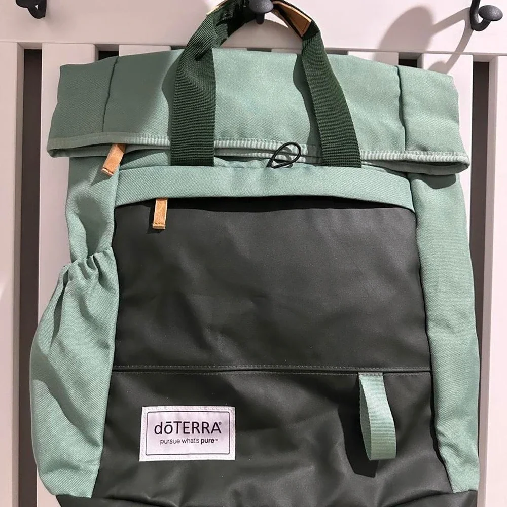 NWOT dōTERRA Sage Green Sustainable Commuter Daypack
